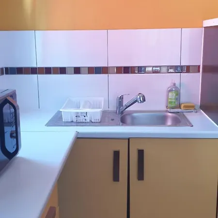 Apartment Privater Eingang Und Kostenlose Parkplatz *