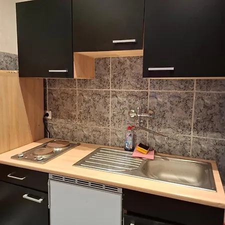 Privater Eingang Und Kostenlose Parkplatz * האגן