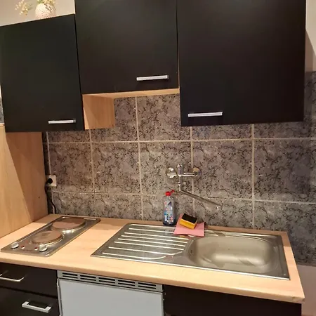 Privater Eingang Und Kostenlose Parkplatz * האגן