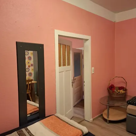Apartment Privater Eingang Und Kostenlose Parkplatz *