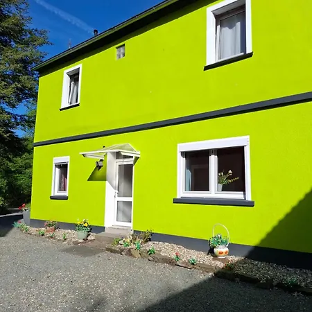 Privater Eingang Und Kostenlose Parkplatz