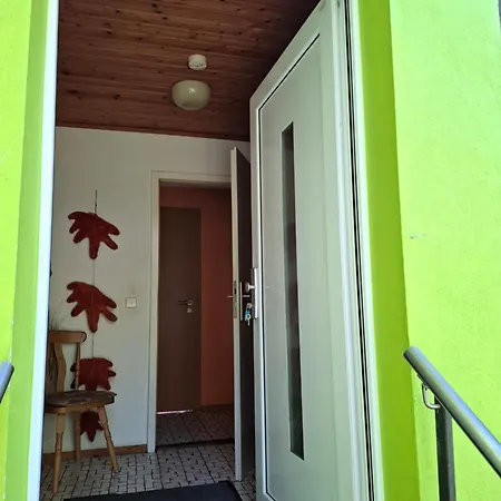 Apartment Privater Eingang Und Kostenlose Parkplatz *