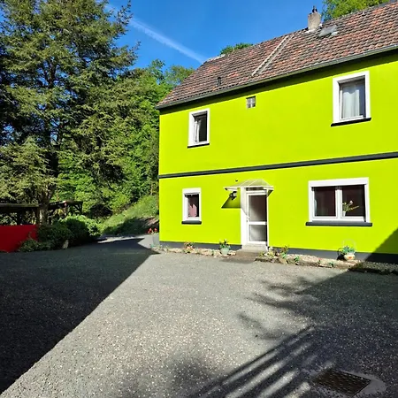 Privater Eingang Und Kostenlose Parkplatz דירה *