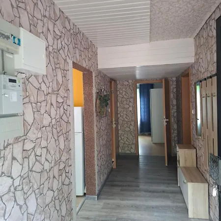 דירה Privater Eingang Und Kostenlose Parkplatz