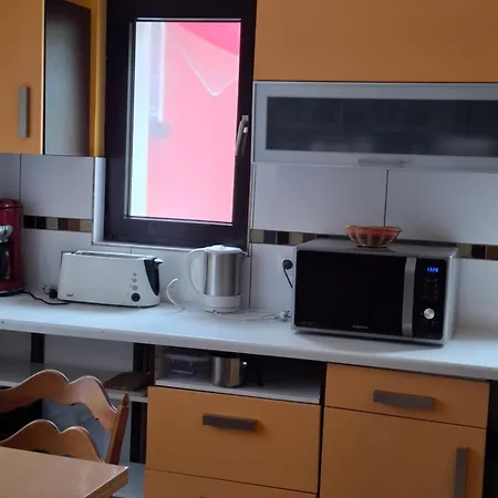 דירה Privater Eingang Und Kostenlose Parkplatz